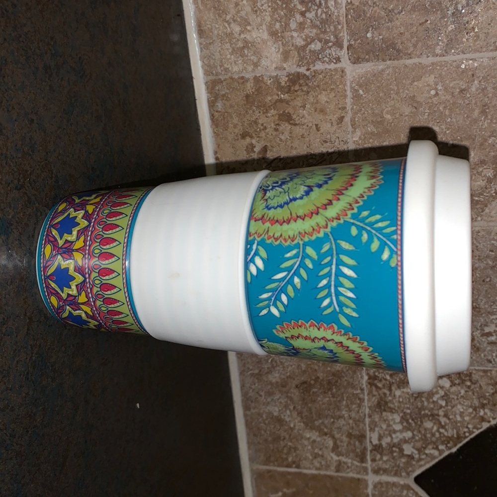 Super cute mug!